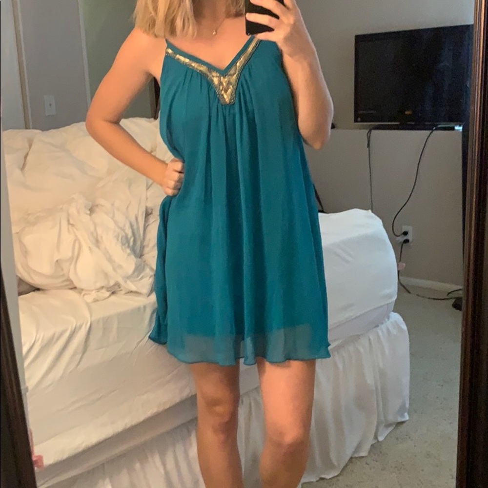 flowy dress